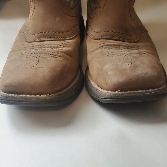 Cody James Brown and Gray Western Boots Camo. Sz 8.5 D . flag - Picture 2 of 16